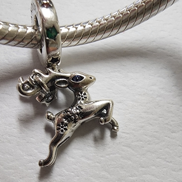 Pandora Magical Christmas Reindeer Dangle Charm - Picture 3 of 8
